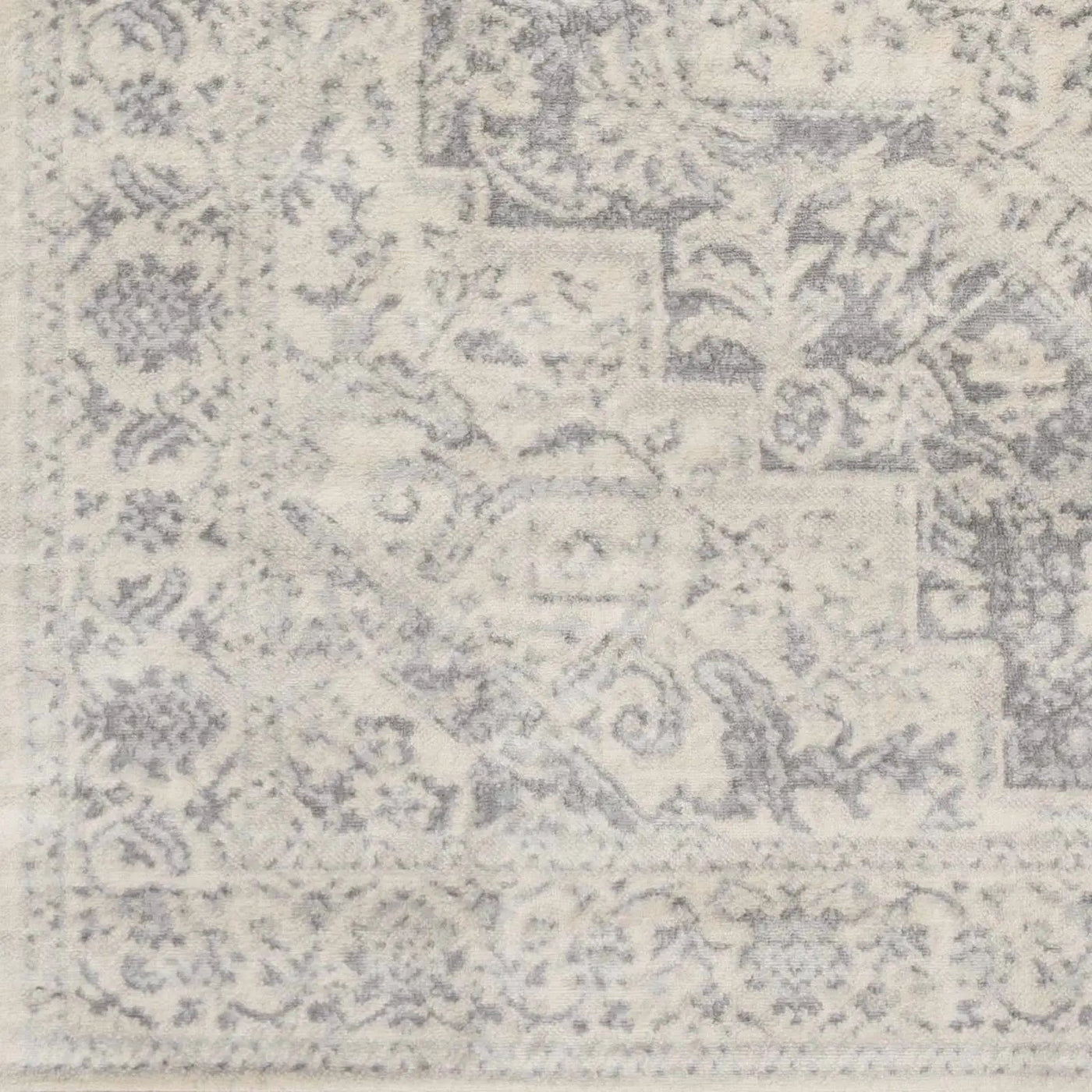 Guildhall Area Rug - Clearance by Boutique Rugs