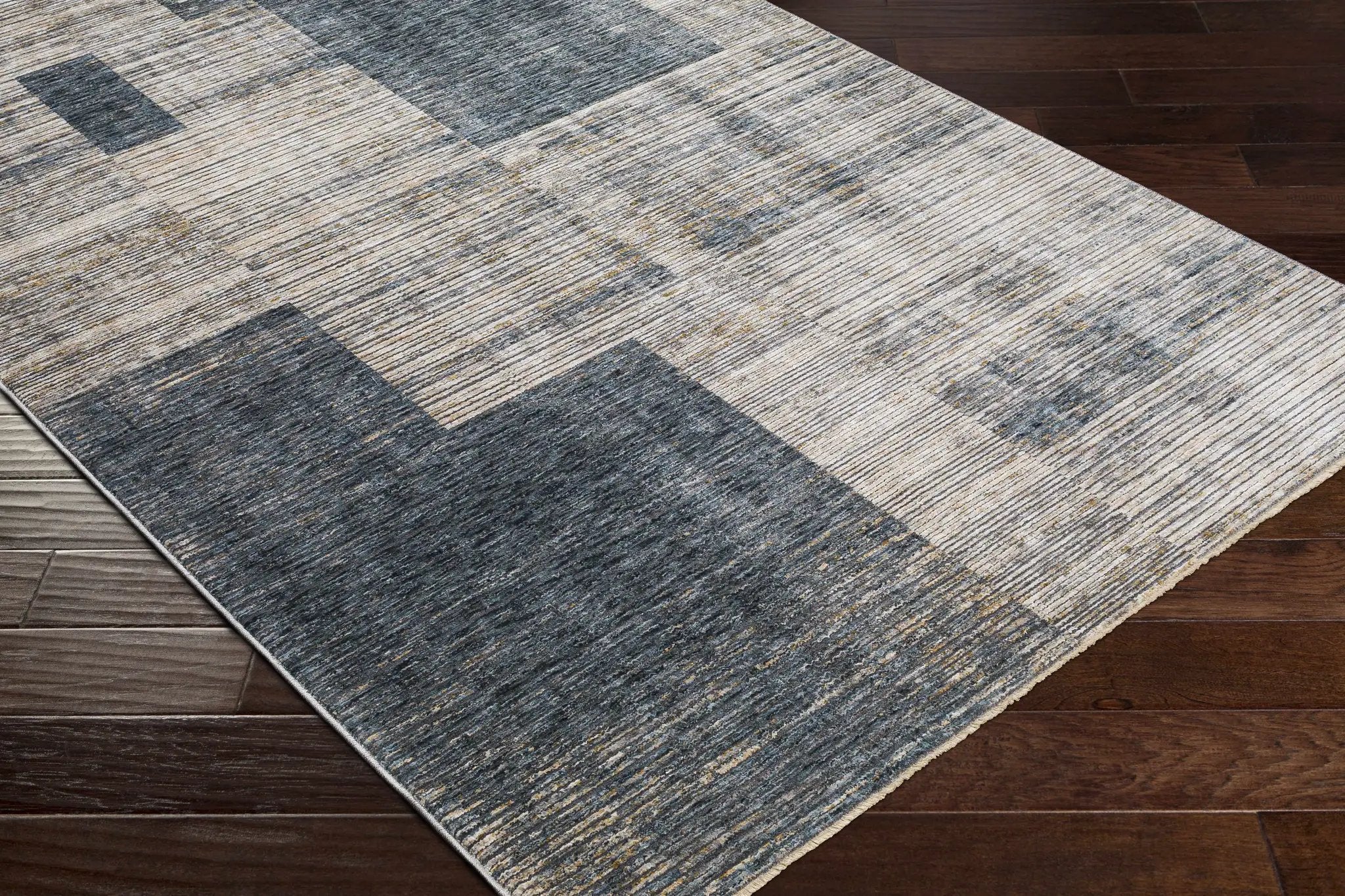 Grapeview Luxe Fringe Rug - Clearance by Boutique Rugs