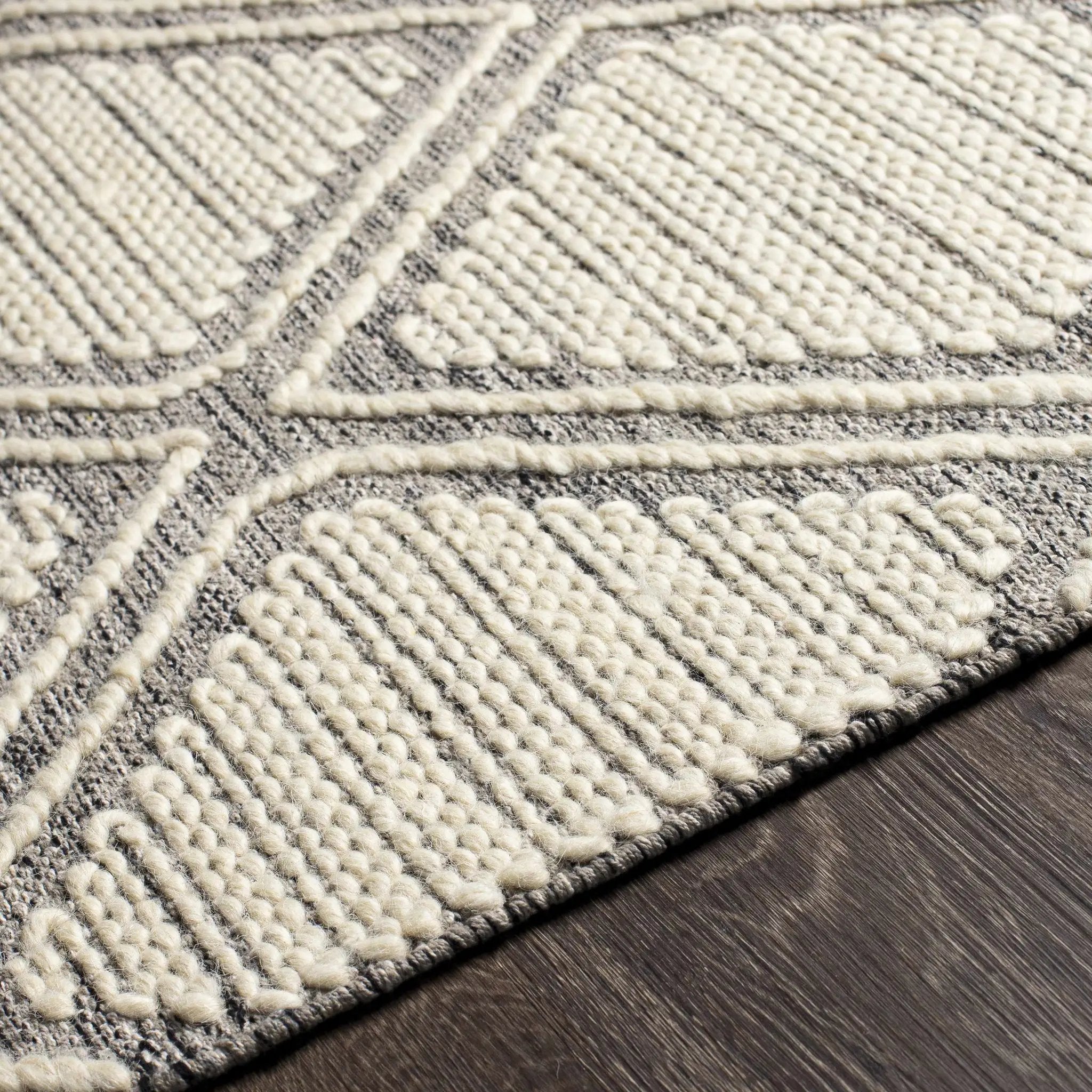 Grasston Cotton&Wool Area Rug - Clearance by Boutique Rugs