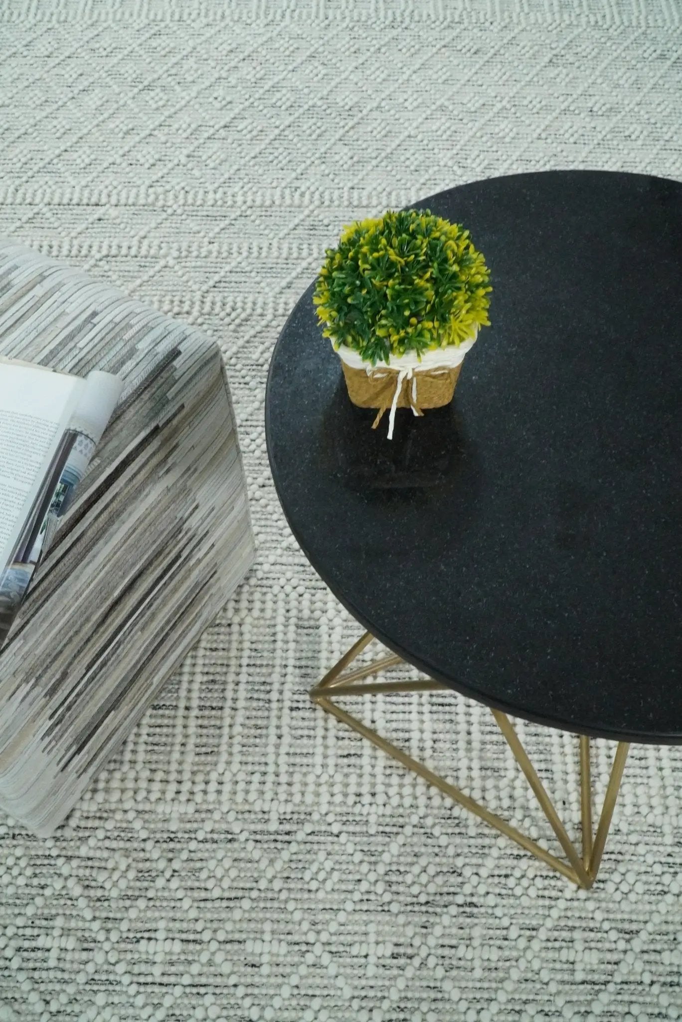 Modern Geometrical White Dhurrie Wool Area Rug by The Rug Decor