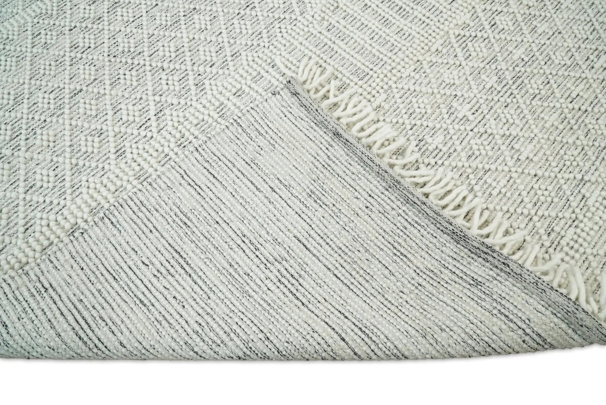 Modern Geometrical White Dhurrie Wool Area Rug by The Rug Decor