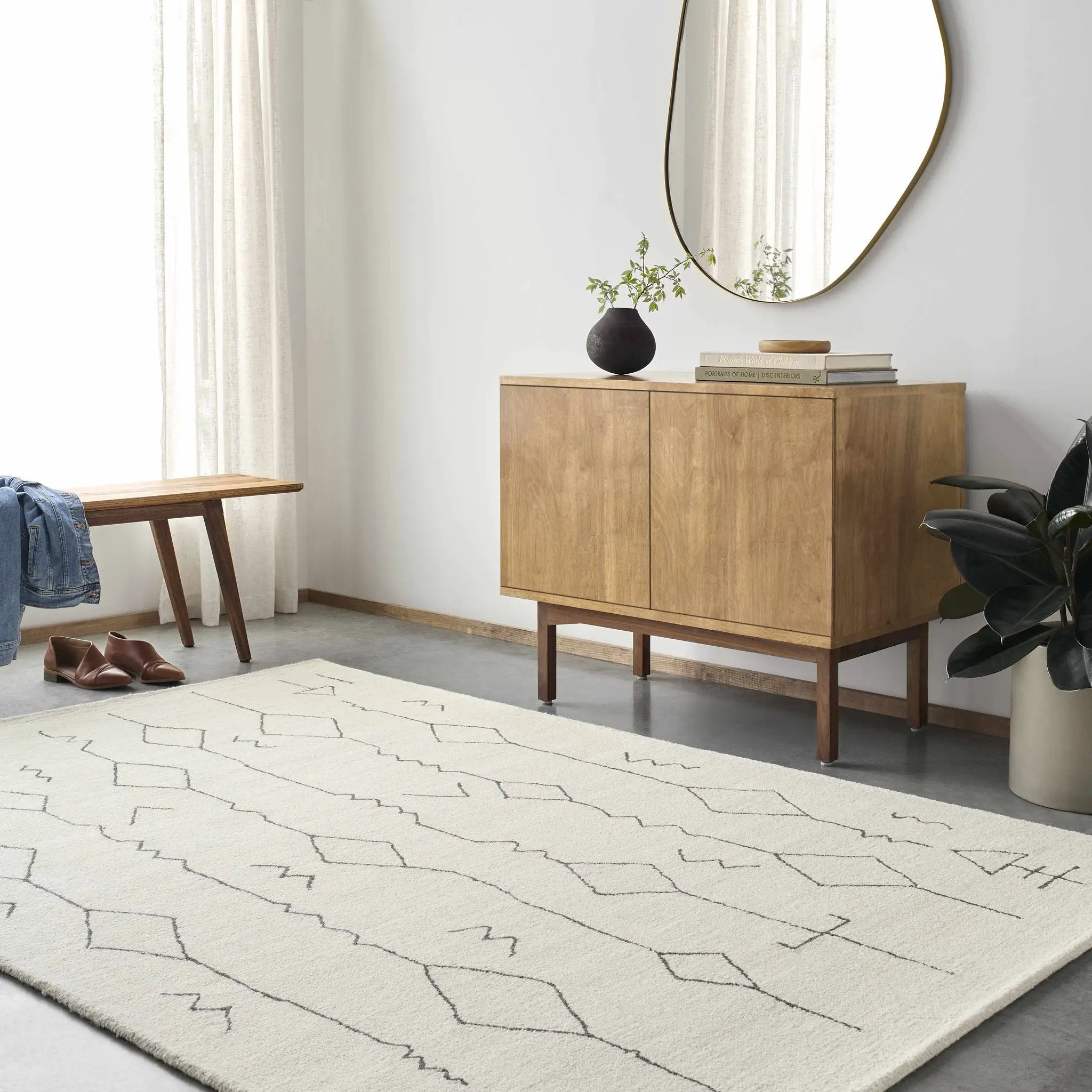 Hanny Area Rug - Clearance by Boutique Rugs