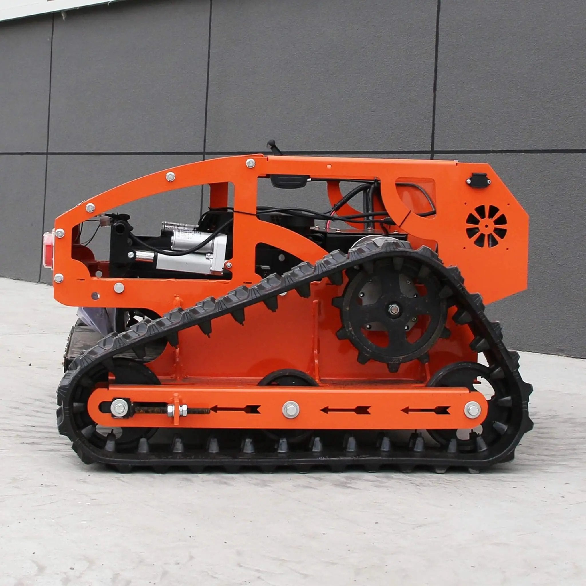 Heavy-Duty 9HP Commercial Remote-Controlled Gasoline-Powered Mower (SAK92146) by SAKSBY WHOLESALE