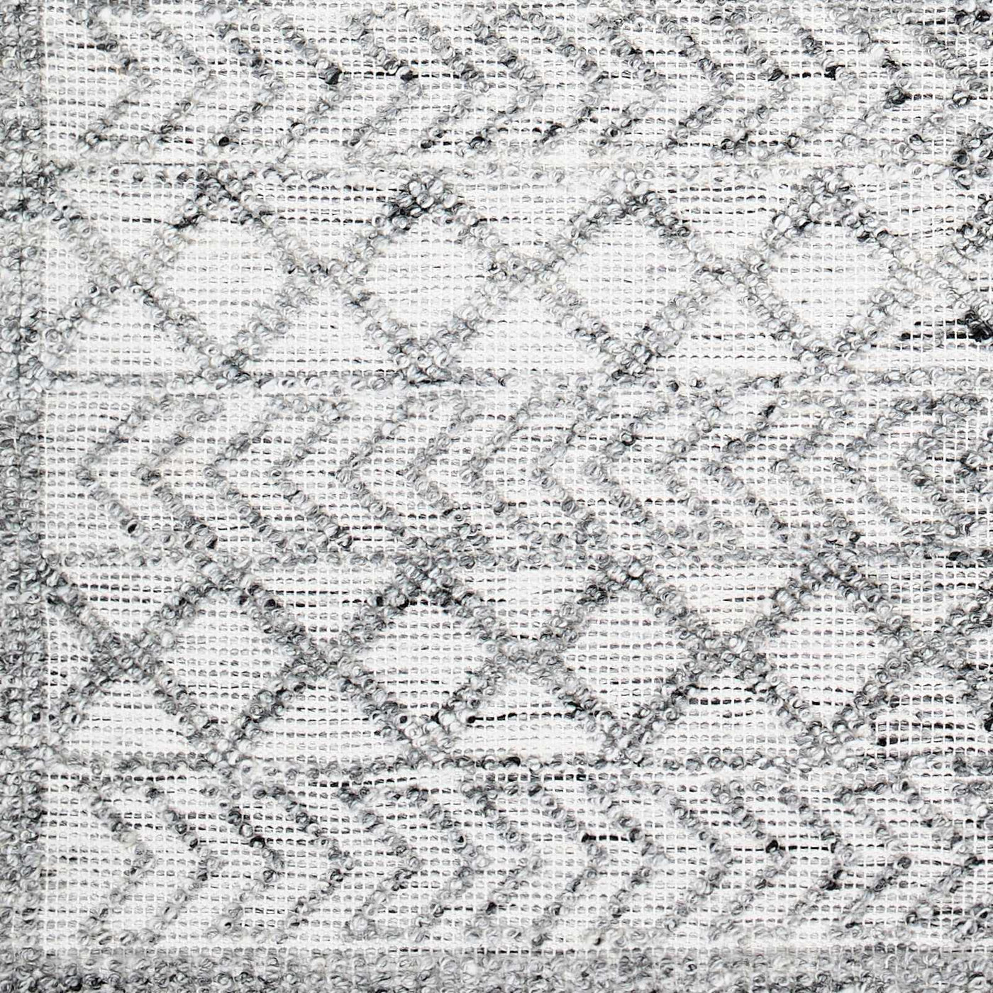 Hosa Area Rug - Clearance by Boutique Rugs