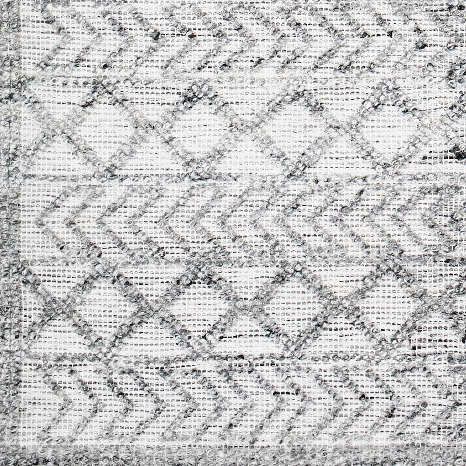 Hosa Area Rug - Clearance by Boutique Rugs
