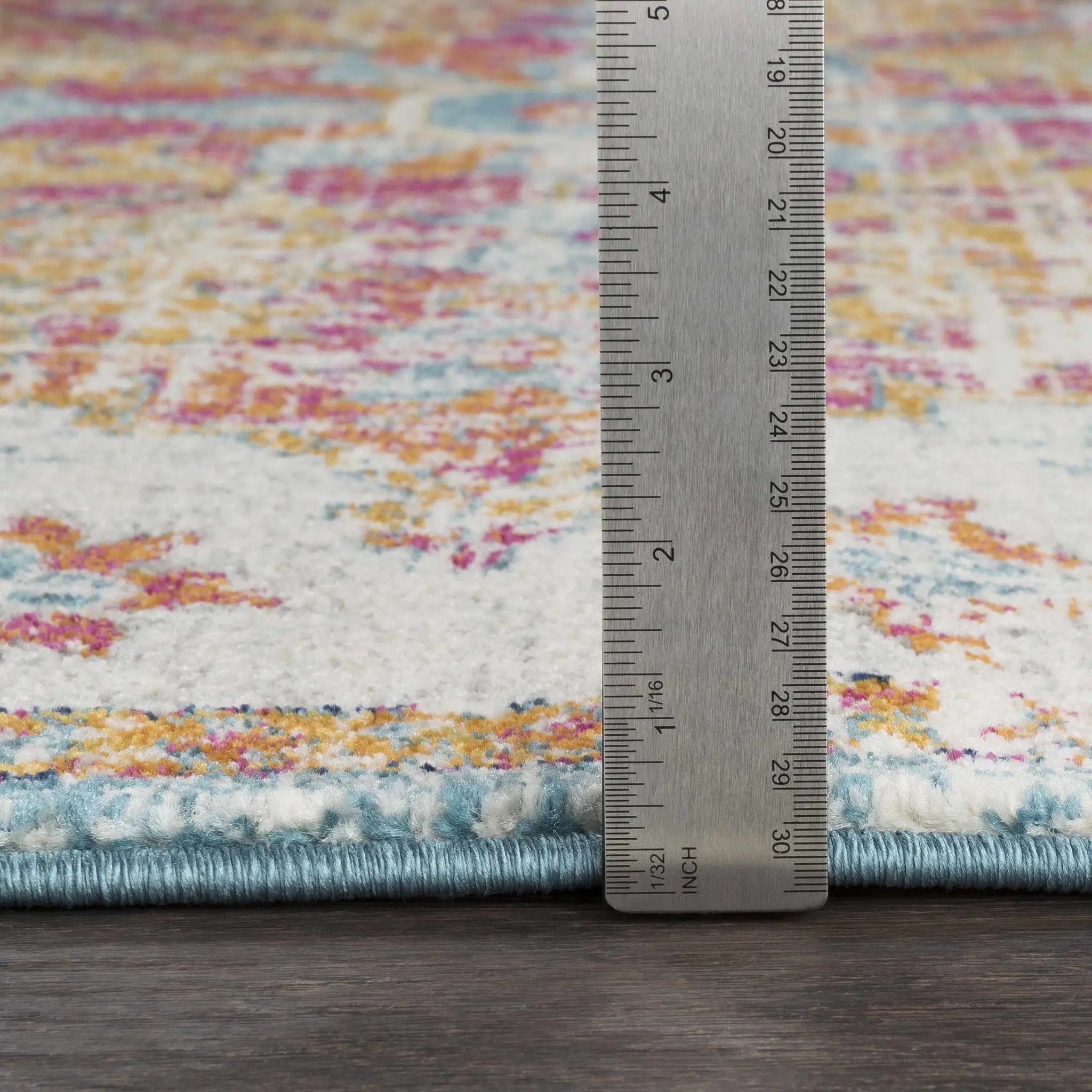 Hosking Area Rug by Boutique Rugs