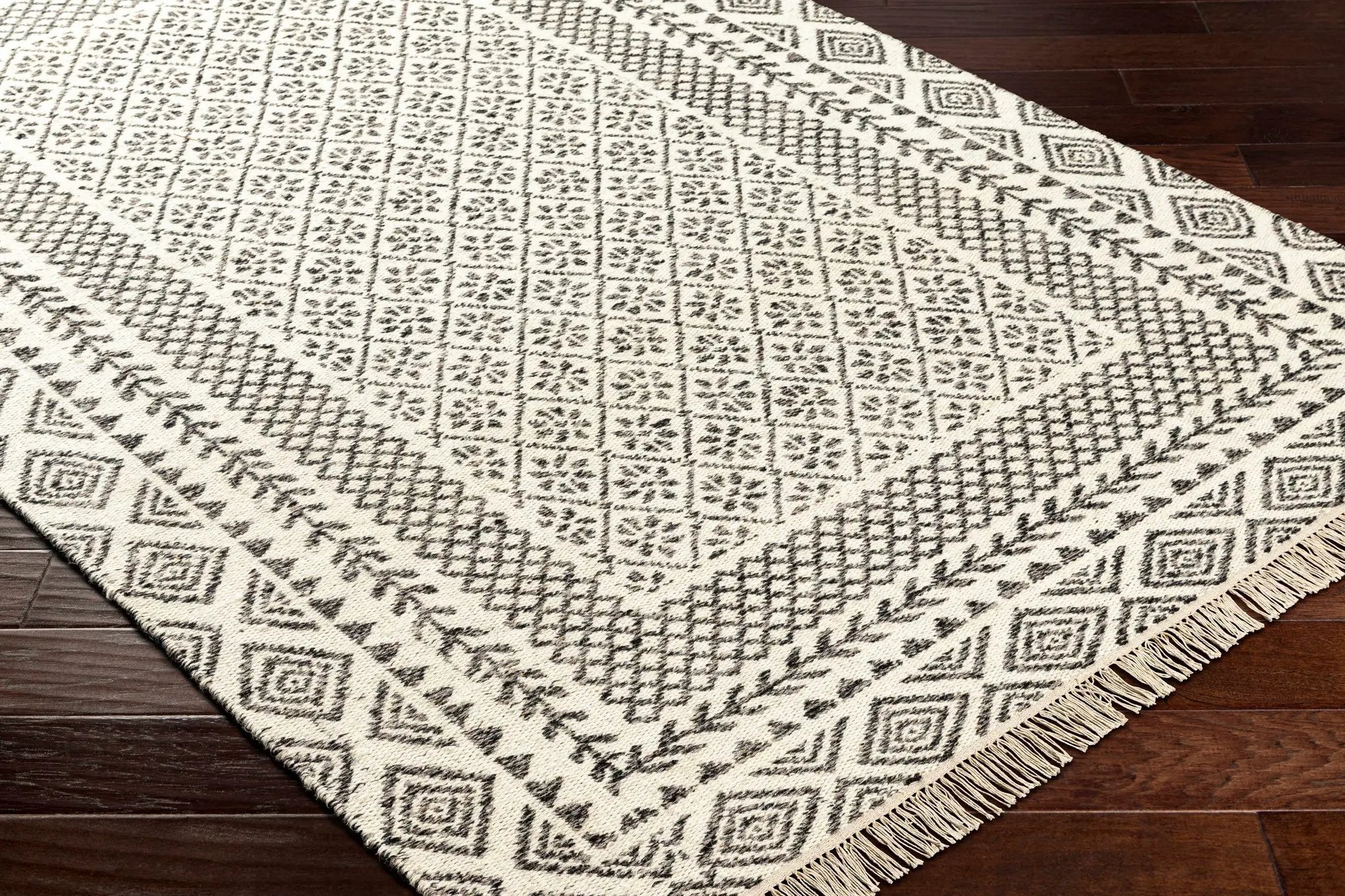 Hulda Area Rug - Clearance by Boutique Rugs