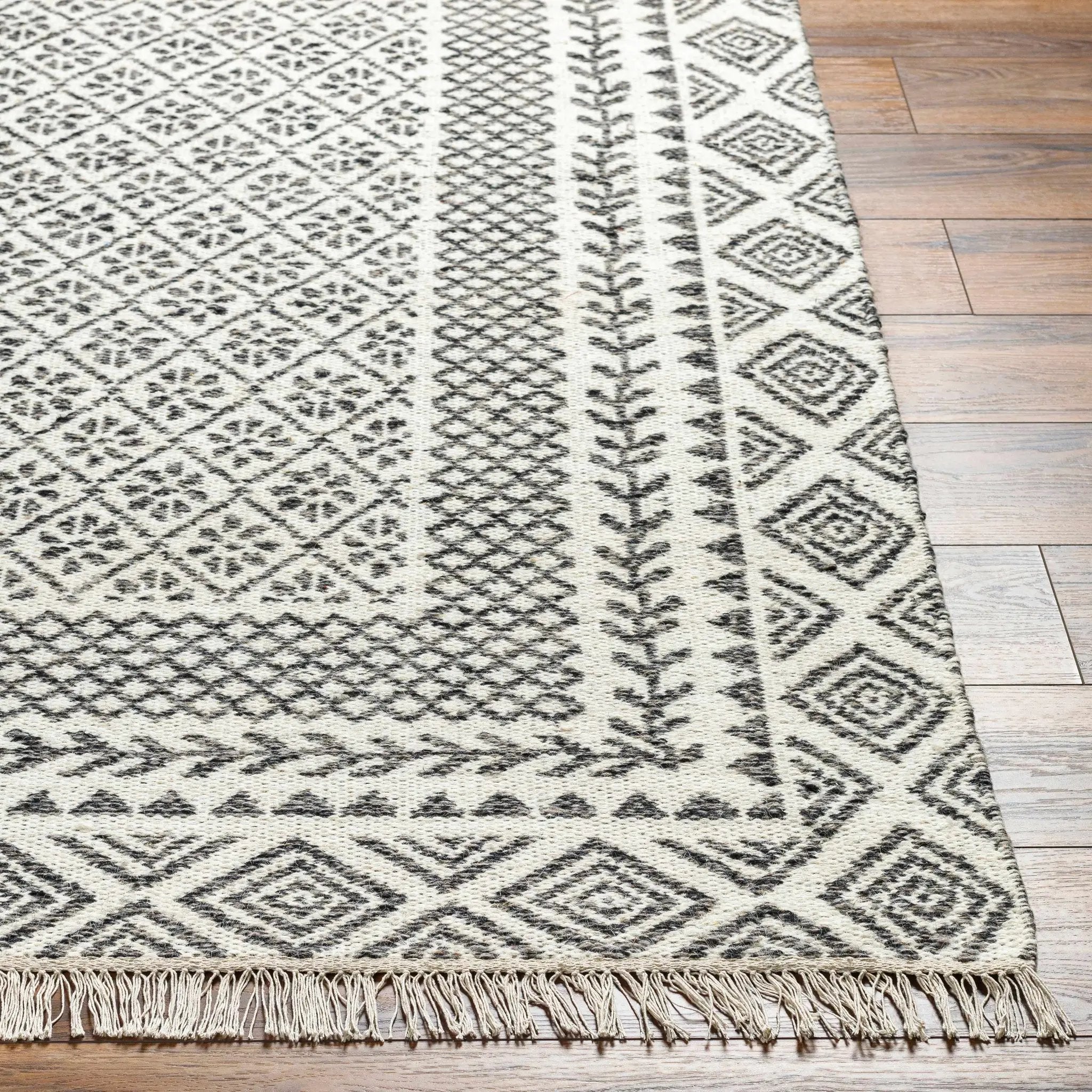 Hulda Area Rug - Clearance by Boutique Rugs
