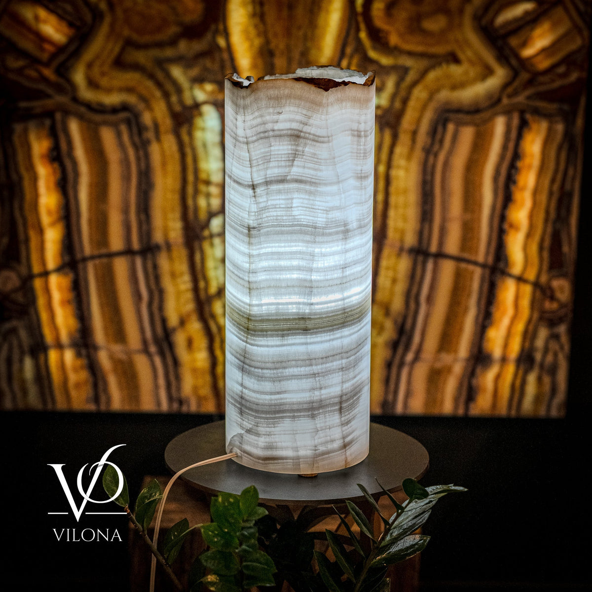Ice Onyx Table Lamp (Live Edge #3), photo 3 of 5