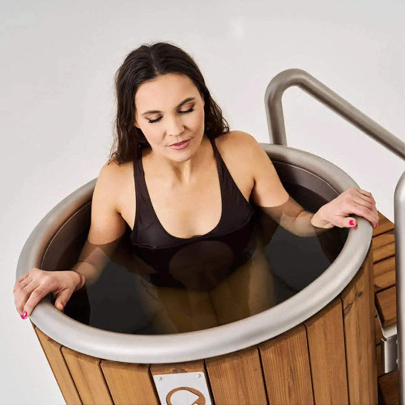 Icetubs IceBarrel Thermowood And Fiberglass Cold Plunge Immersion Tub (SAK68129) by SAKSBY WHOLESALE