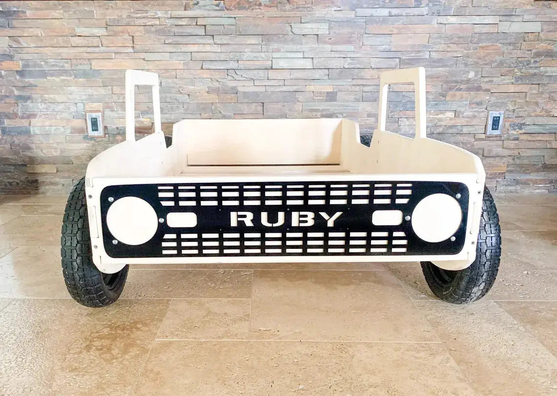 CAM V1- Bronco Bed With Real Wheels + Acrylic Grille by Bush Acres