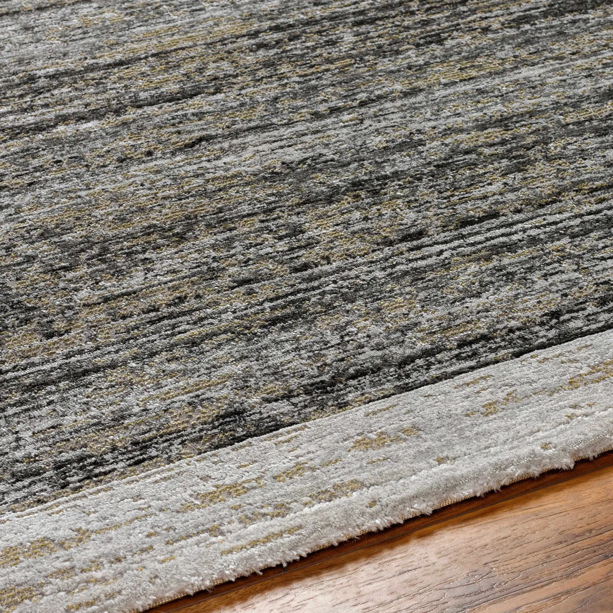 Ishik Area Rug - Clearance by Boutique Rugs