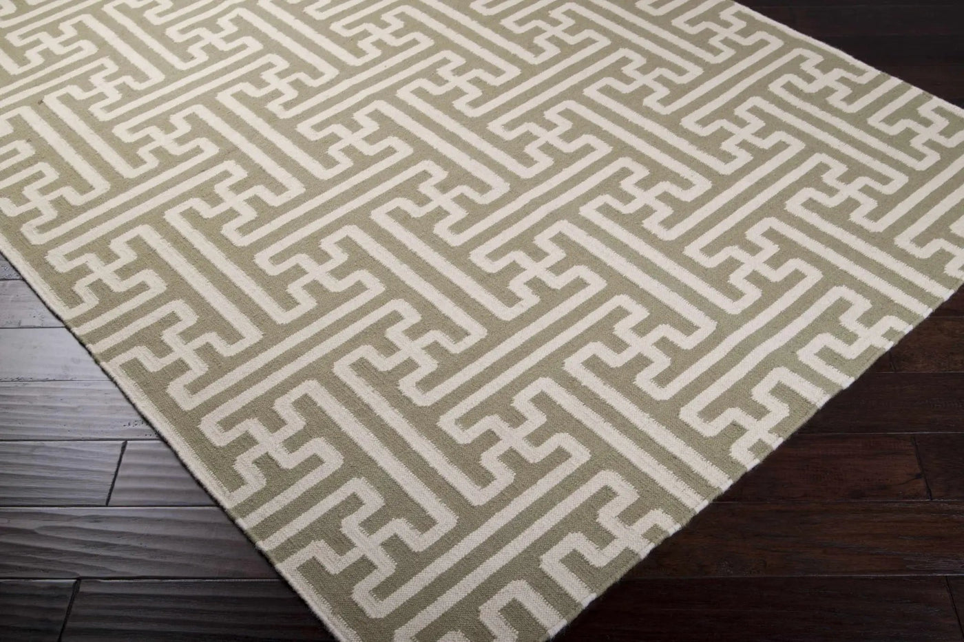 Issue Area Rug - Clearance by Boutique Rugs