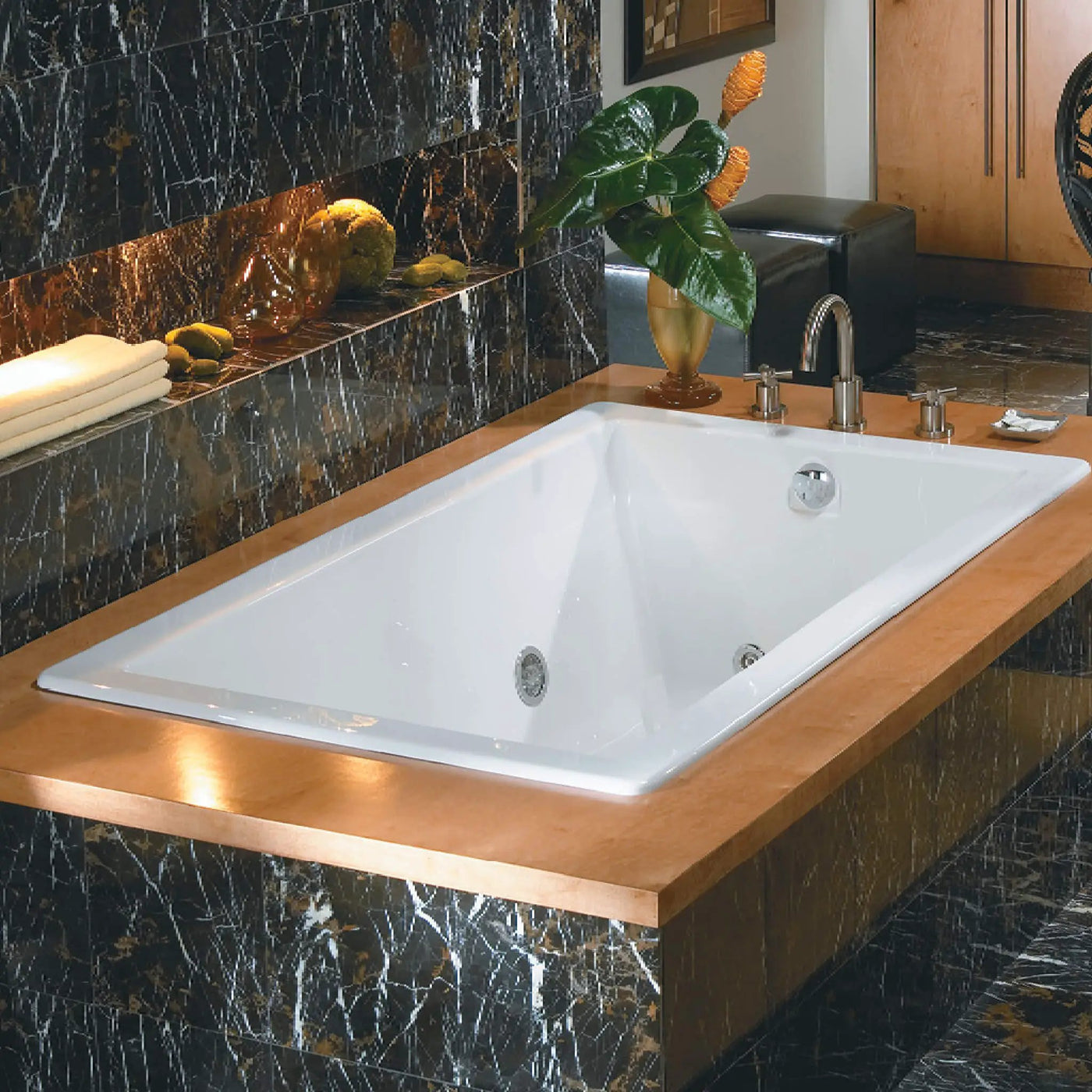 Jacuzzi Elara 72-Inch Drop-In Whirlpool Bathtub With 10 AccuPro Jet [JELA7242WRL2HX] (SAK32651) by SAKSBY WHOLESALE