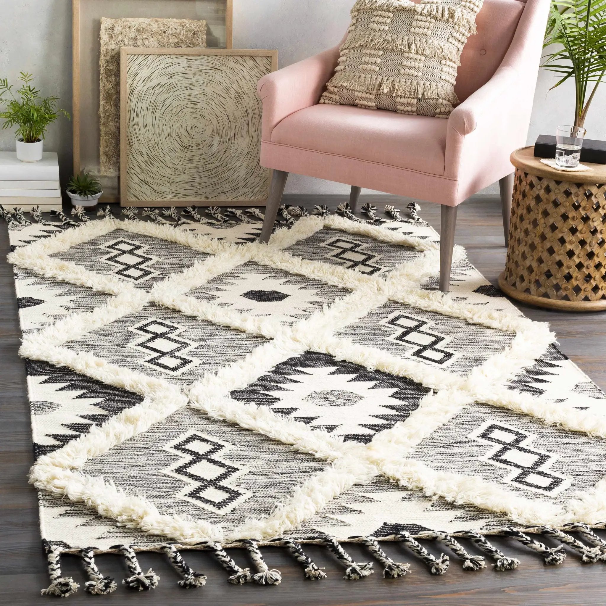 Jarales Cream/Black Tribal Tassel Wool Rug - Clearance by Boutique Rugs