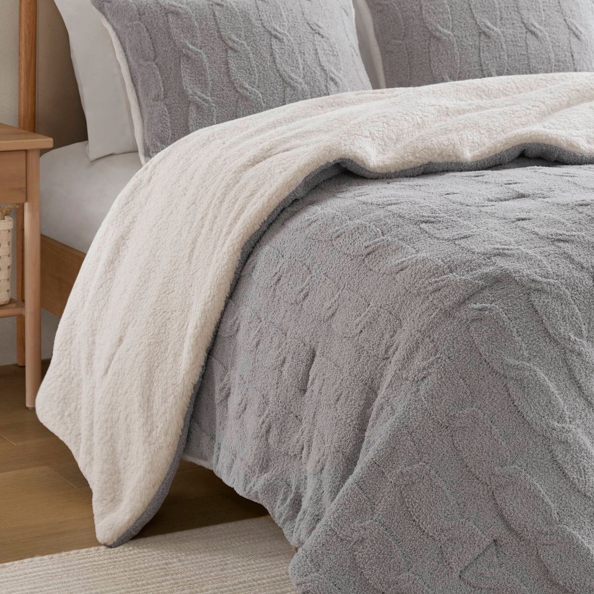 3 Pieces Full/Queen Cable Knit Chenille Comforter Set Gray, photo 18 of 19