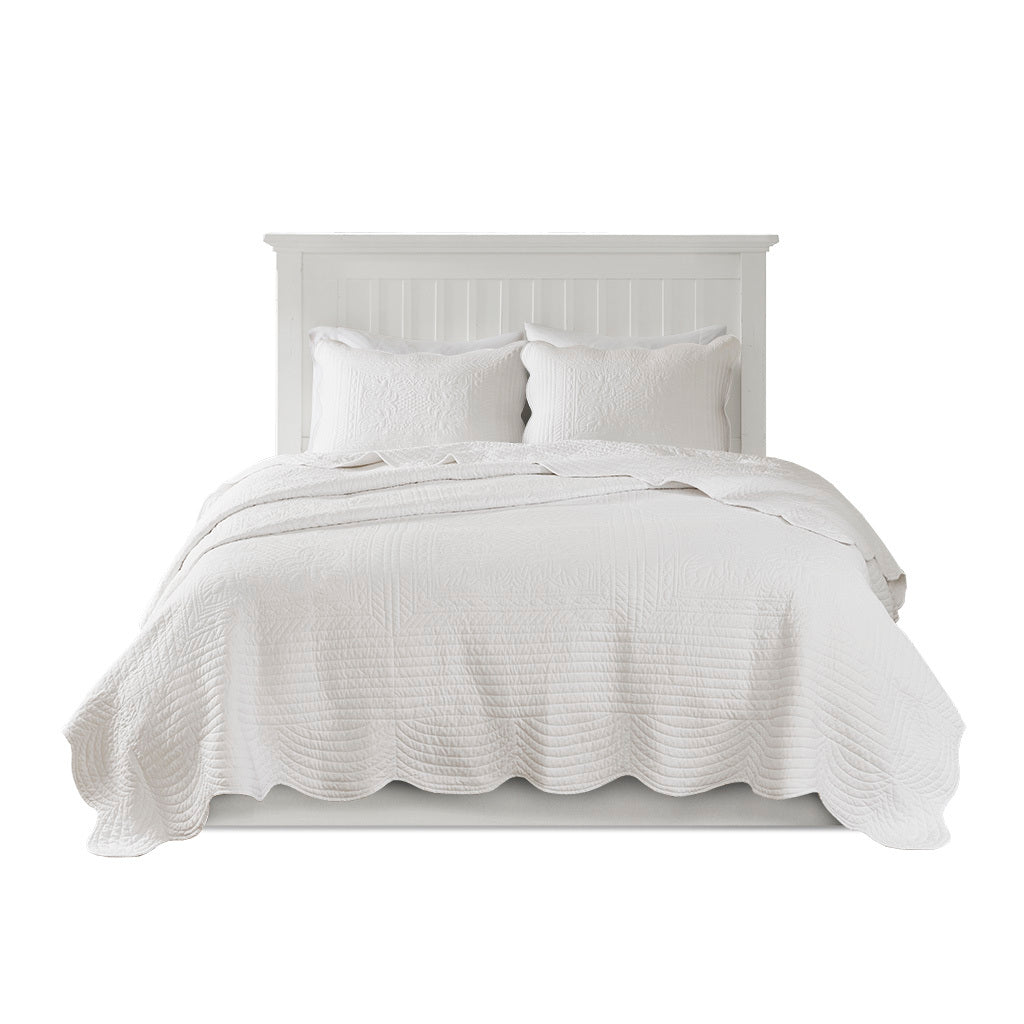 3 Piece Reversible Scalloped Edge Quilt Set White King/Cal King, photo 7 of 14