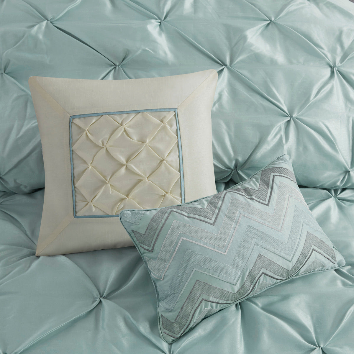 7 Piece Tufted Comforter Set Seafoam California King, photo 7 of 13