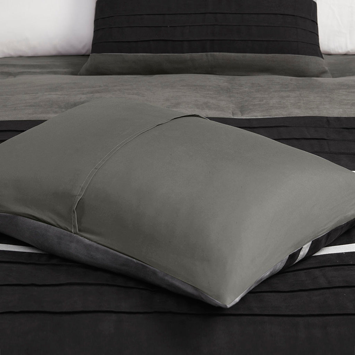 7 Pc Pieced Faux Suede Comforter Set in Black for Queen Beds, photo 10 of 12