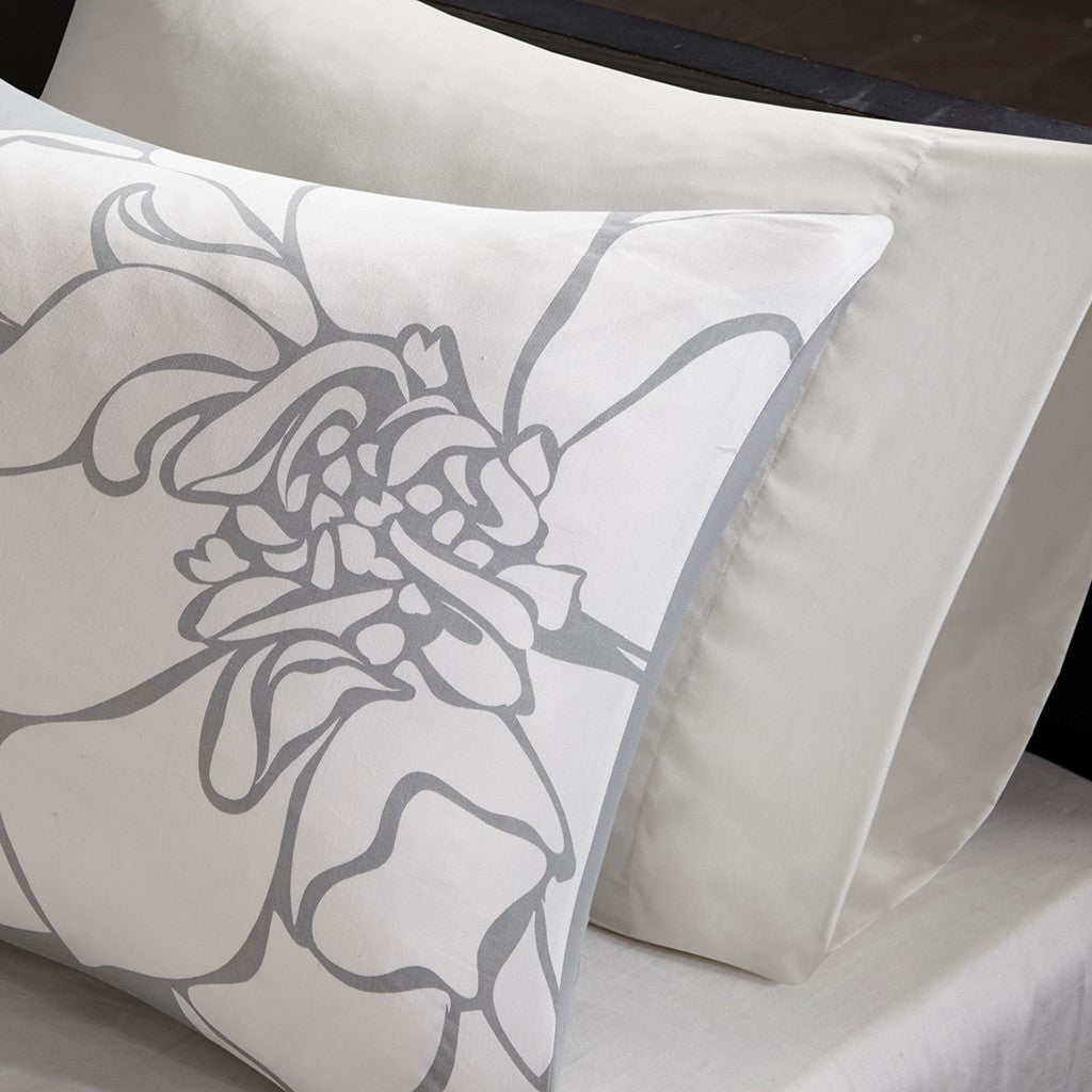 Floral Cotton Sateen Comforter with Hypoallergenic Fill - Peach Blossom, photo 4 of 8
