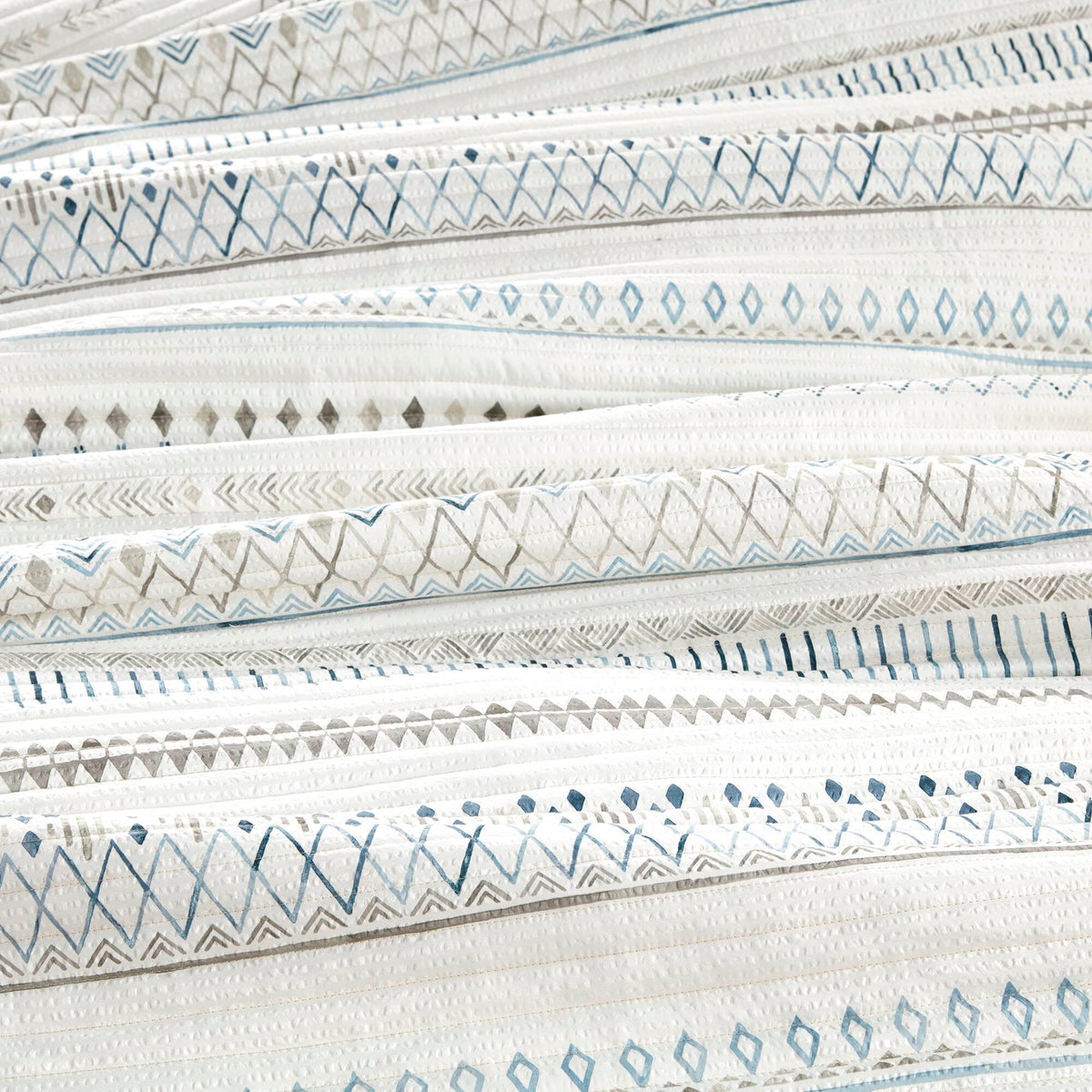 Printed Microfiber Seersucker Quilt Set with Reversible Design - Taupe/Blue, photo 5 of 11