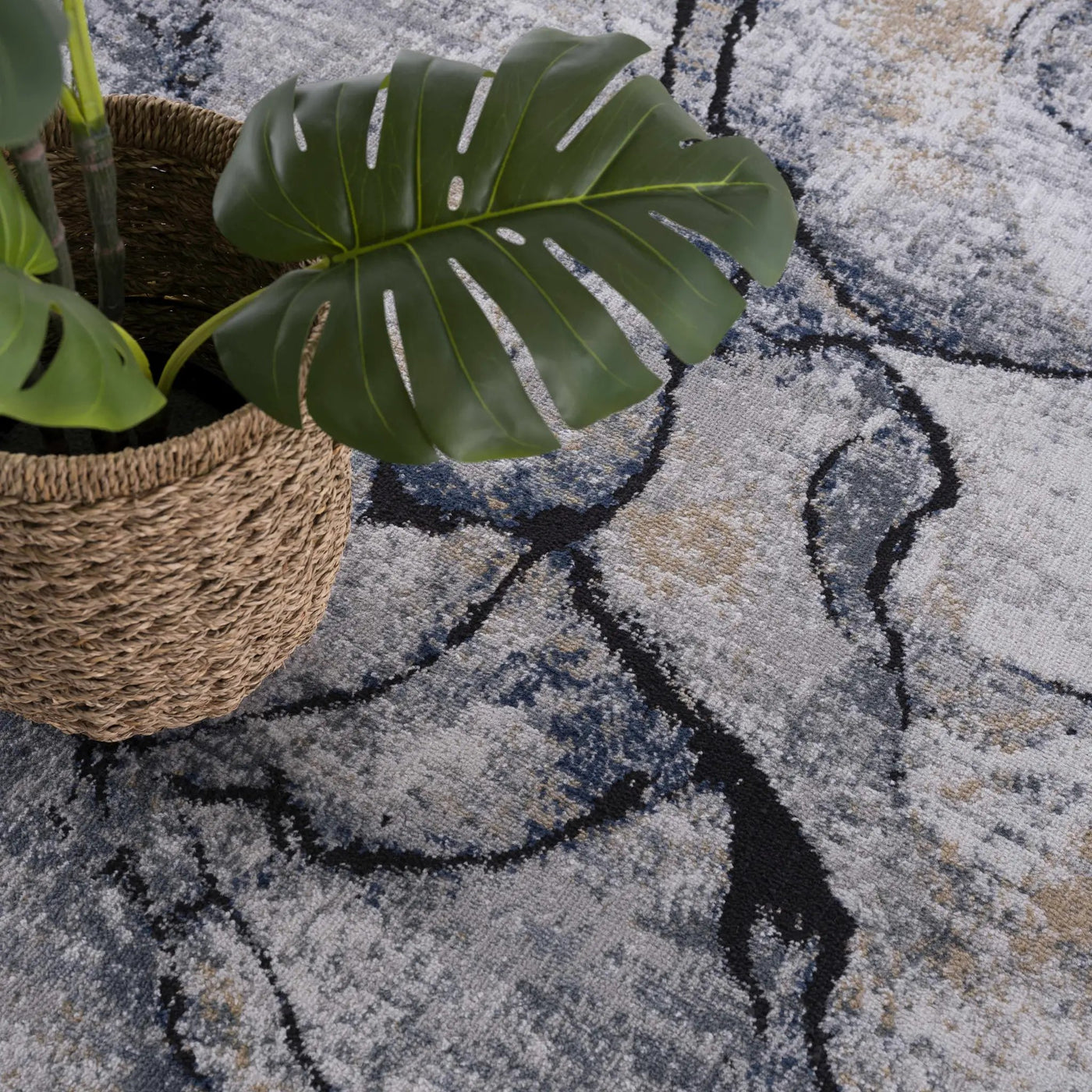 Fremantle Gray Marble Rug by Boutique Rugs