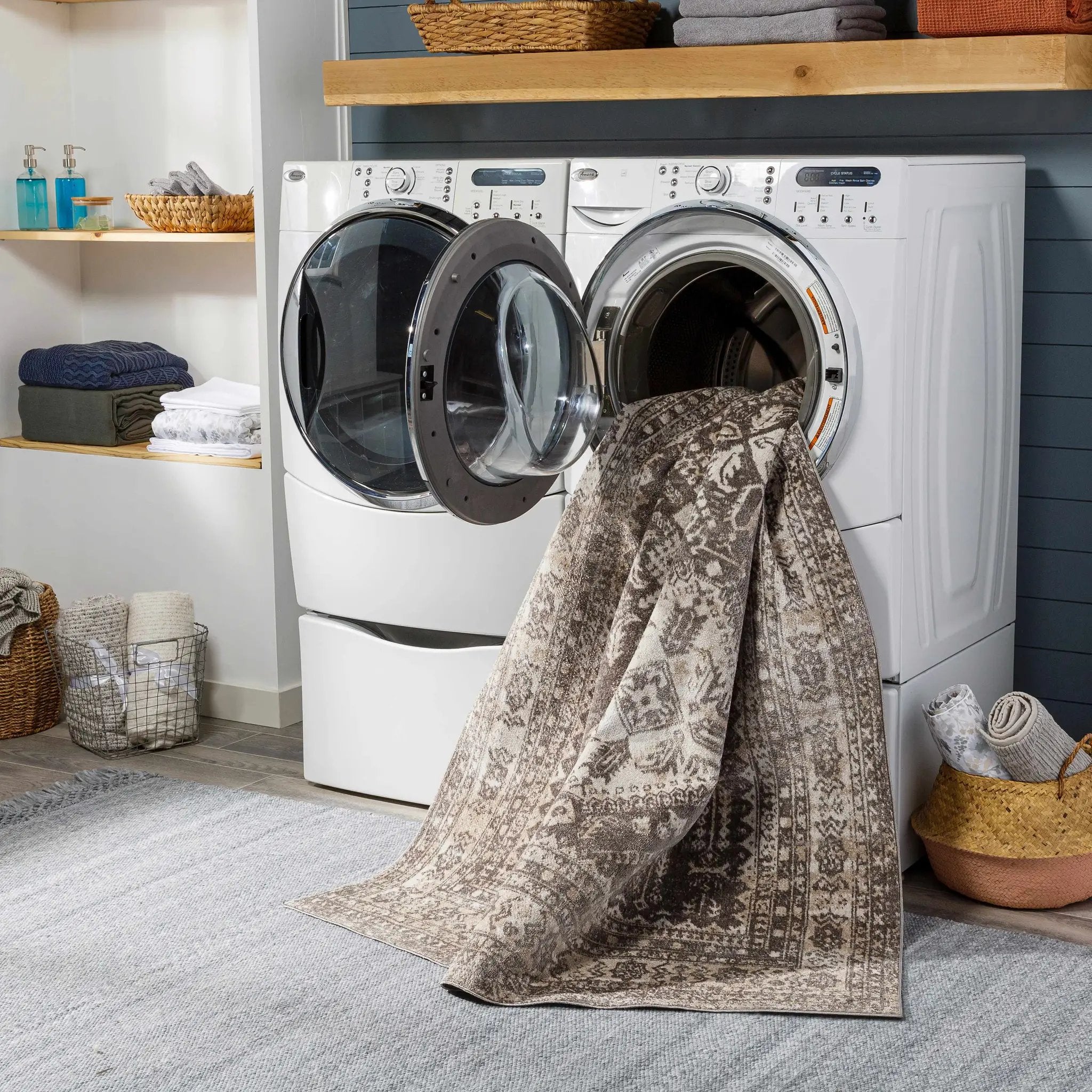 Kingscourt Washable Area Rug - Clearance by Boutique Rugs