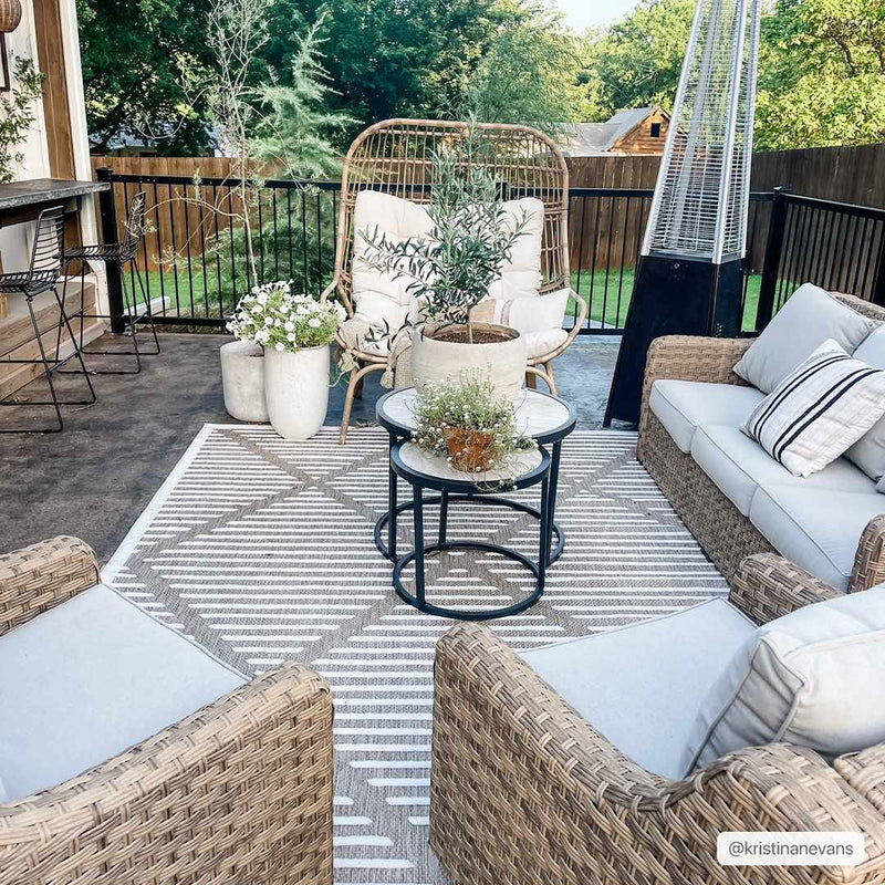 Anah Cream Outdoor Rug by Boutique Rugs