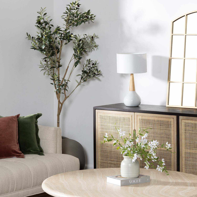 Baugo White Ceramic Table Lamp by Boutique Rugs