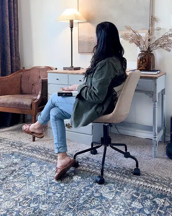 36 Inch Ivory Adjustable Table Lamp by Decor Steals