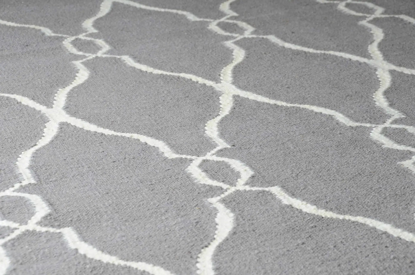 Lamy Beige Trellis Wool Rug - Clearance by Boutique Rugs