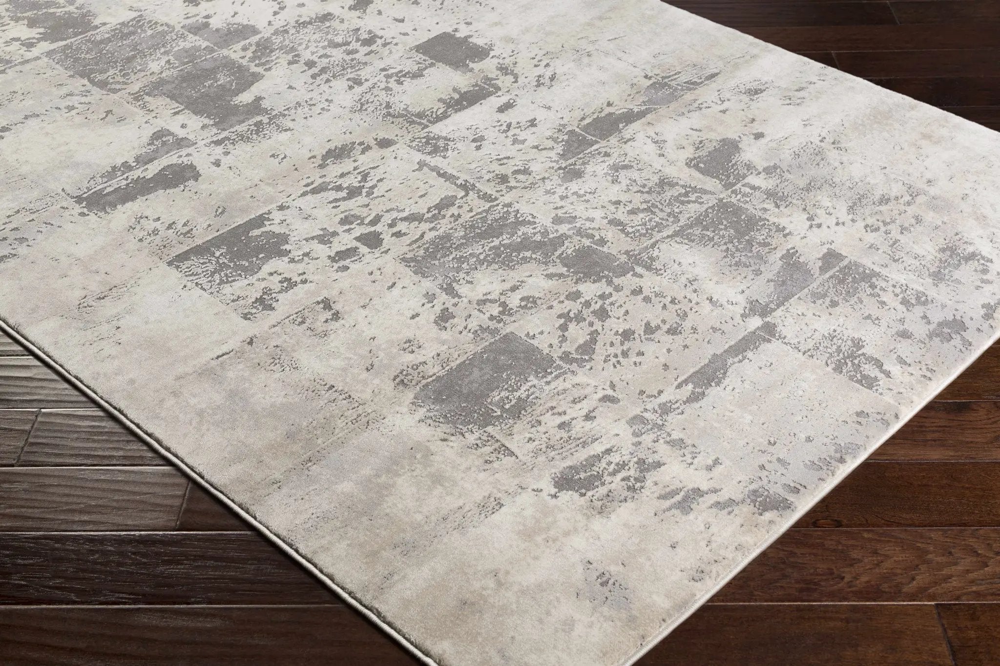 Lares Area Rug - Clearance by Boutique Rugs