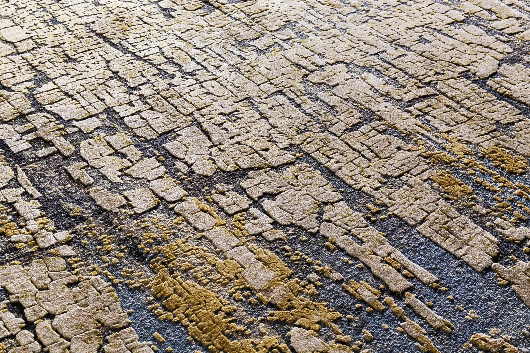 Latour Carpet - Clearance by Boutique Rugs
