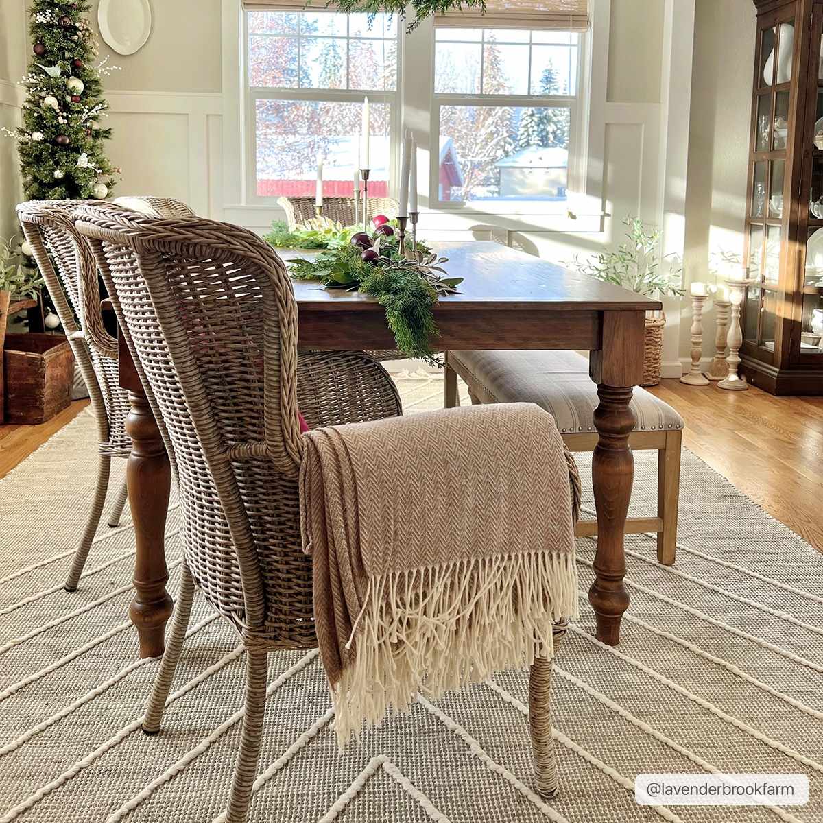 Marbletown Jute&Wool Blend Rug with Tassels - Clearance by Boutique Rugs
