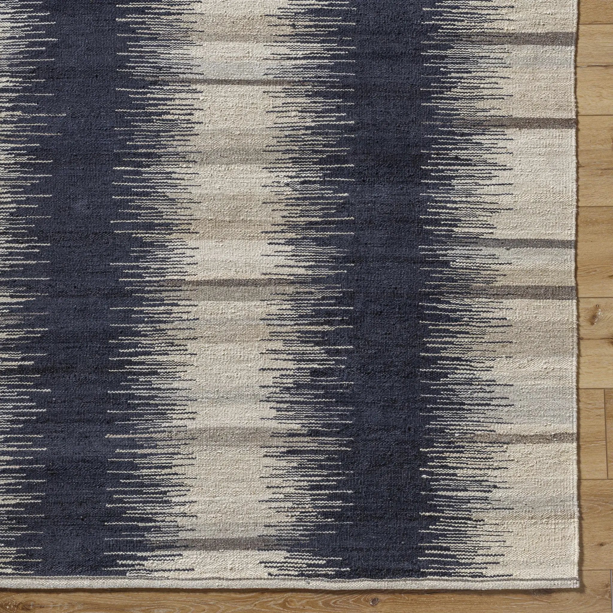 Leala Area Rug - Clearance by Boutique Rugs