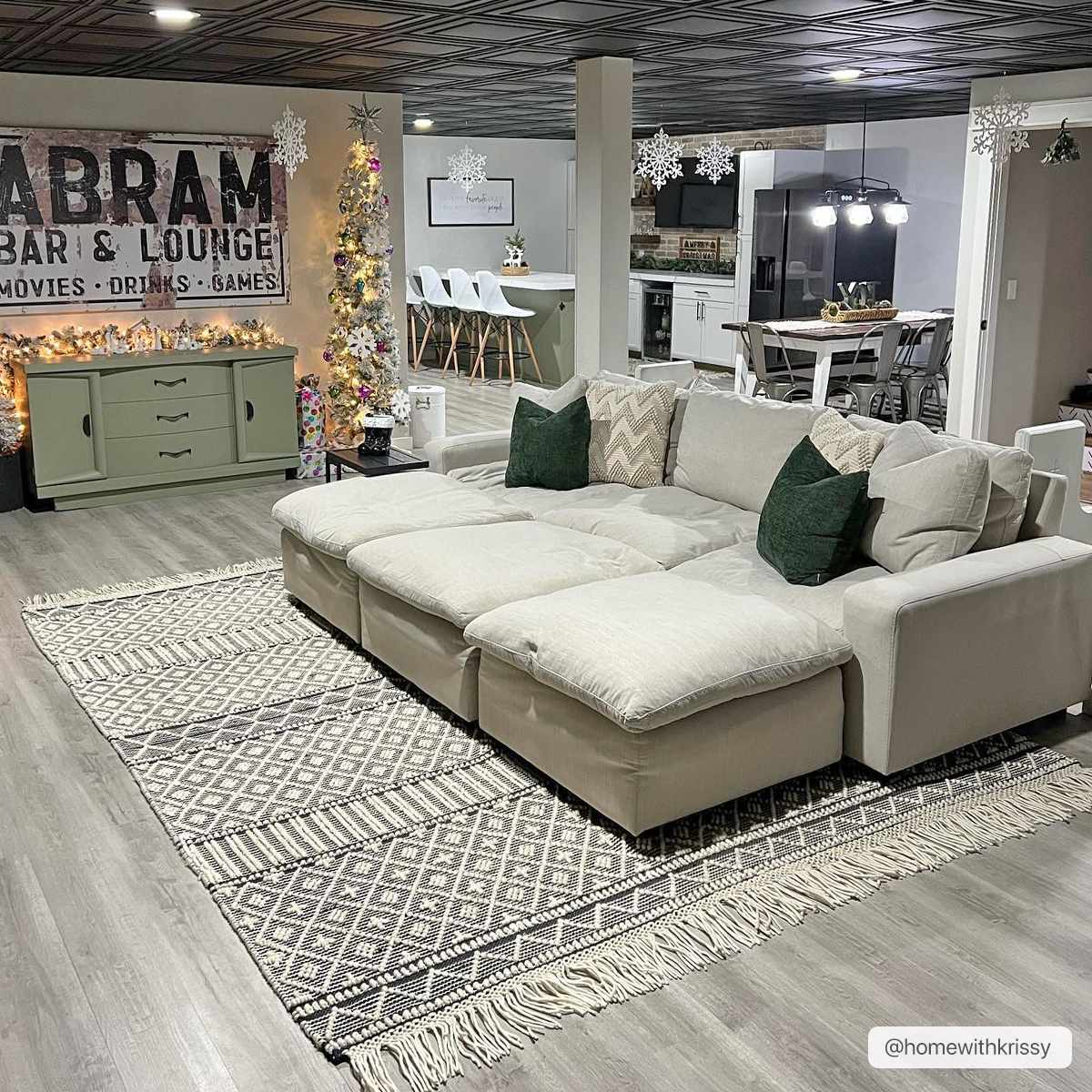 Leon Area Rug - Clearance by Boutique Rugs