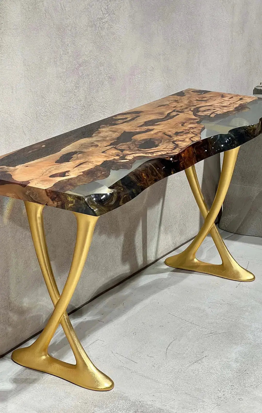 Resin Live Edge Console Table Made of Linden Wood - Foyer Table- Entryway Table by Gizz