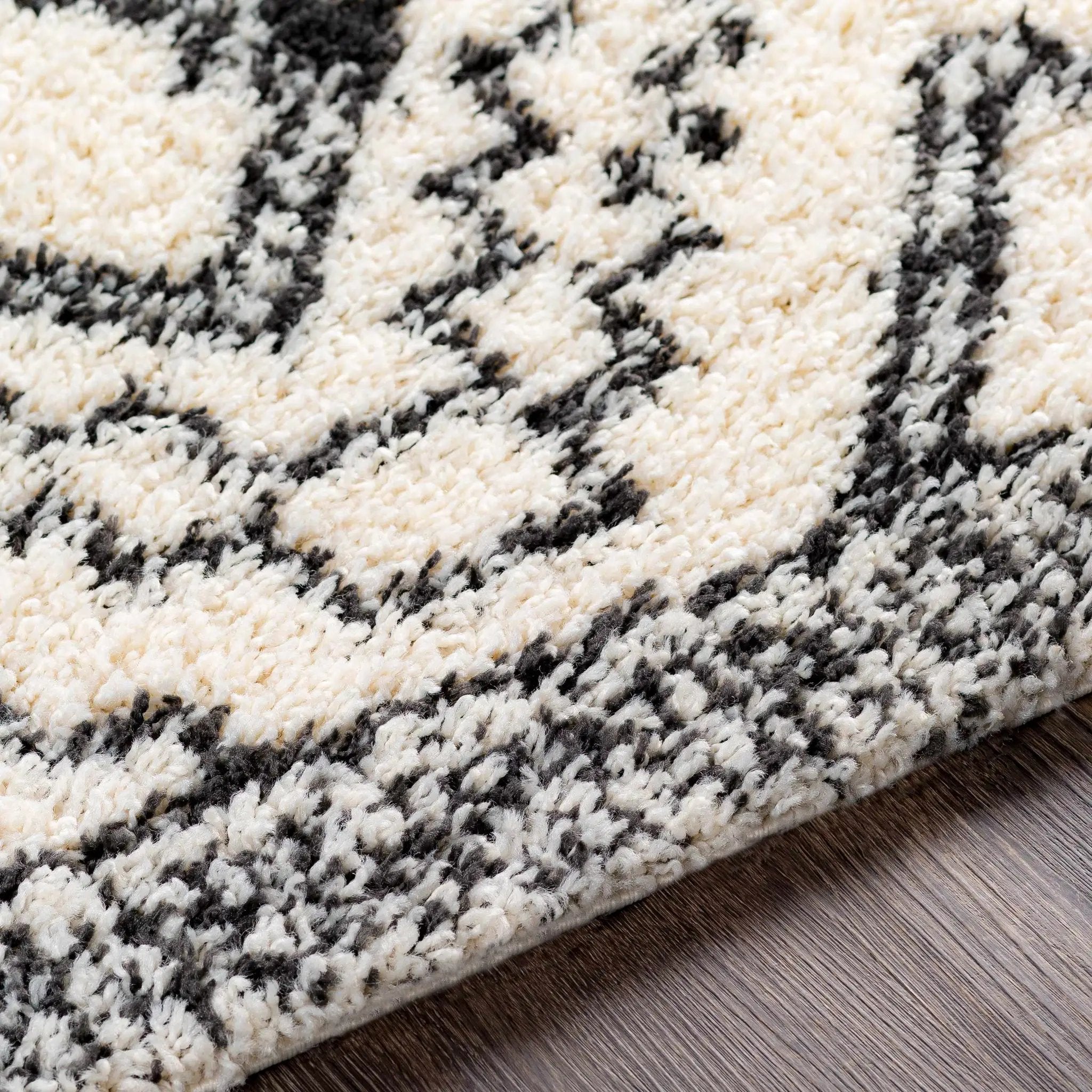 Lloydminster Area Rug - Clearance by Boutique Rugs