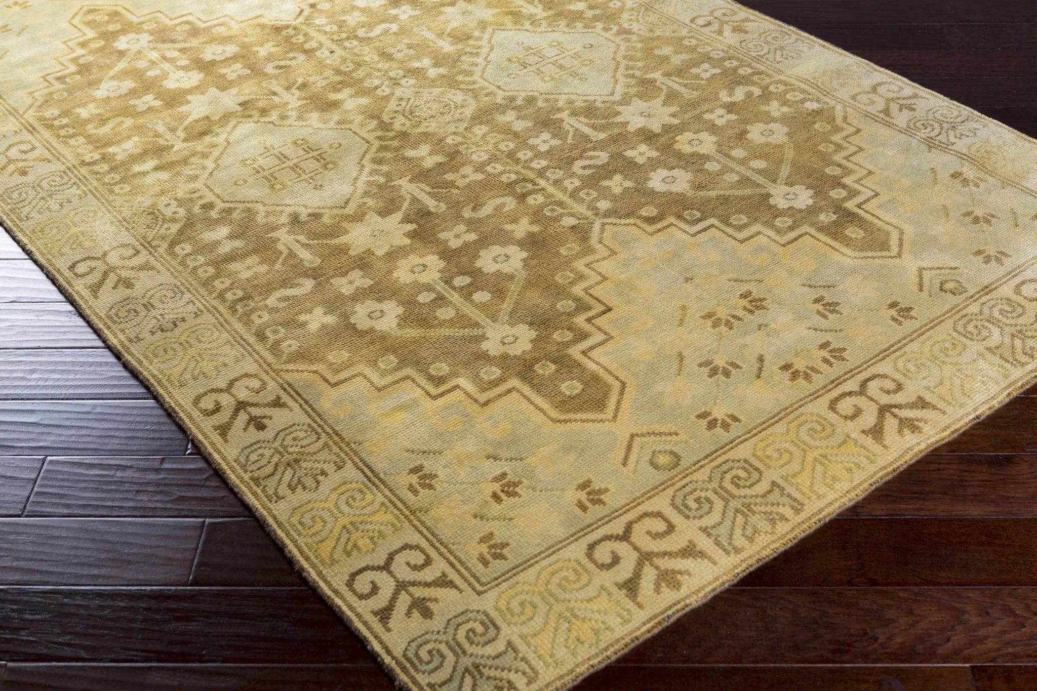 Lochgilphead Area Carpet - Clearance by Boutique Rugs