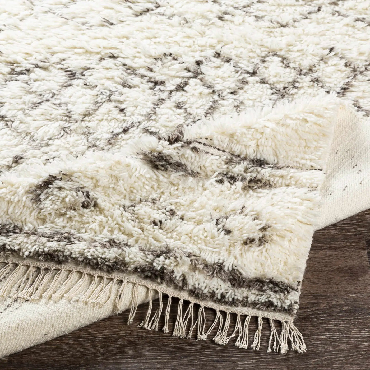 Lochwinnoch Area Rug - Clearance by Boutique Rugs