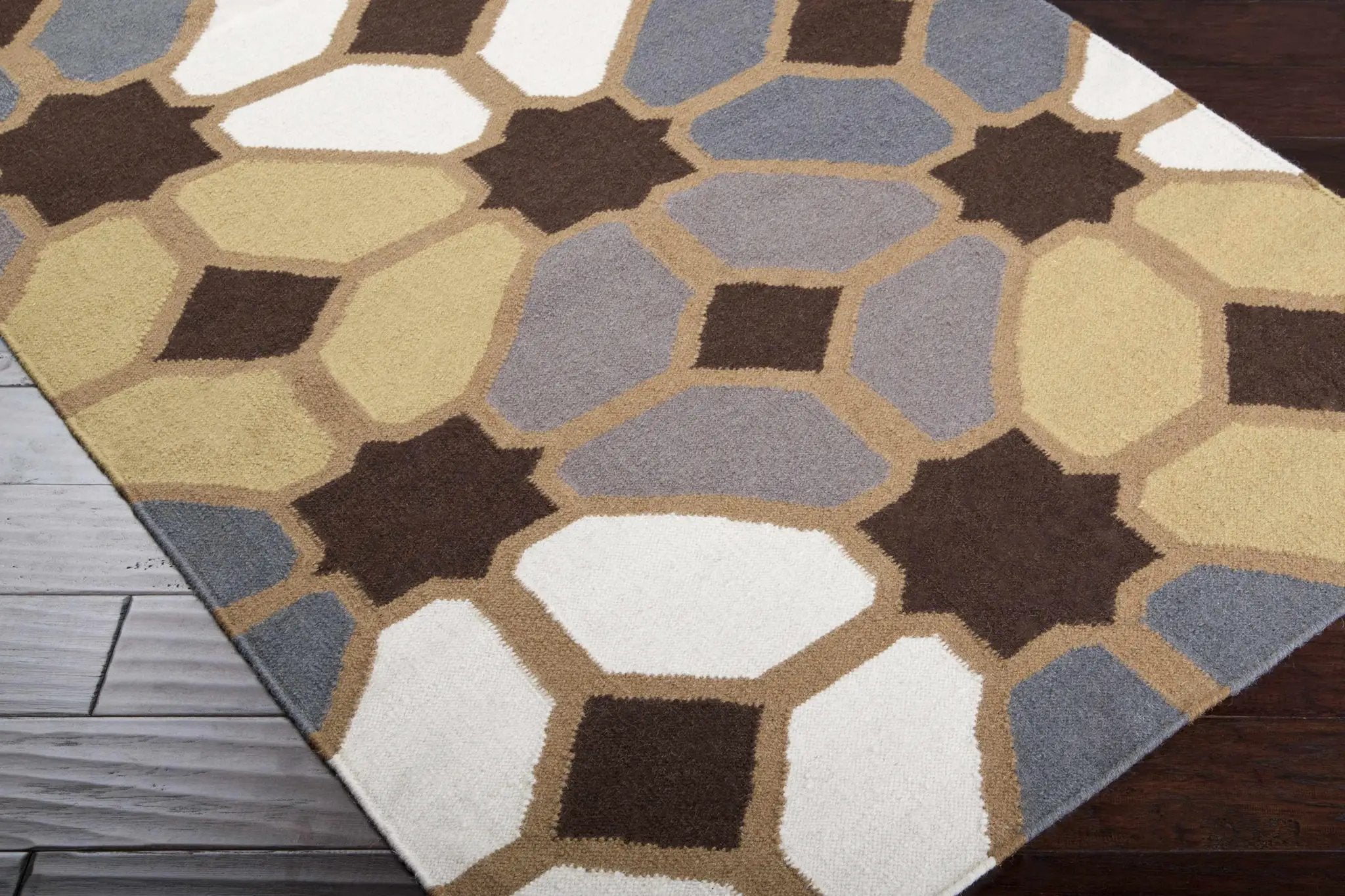 Lola Area Carpet - Clearance by Boutique Rugs