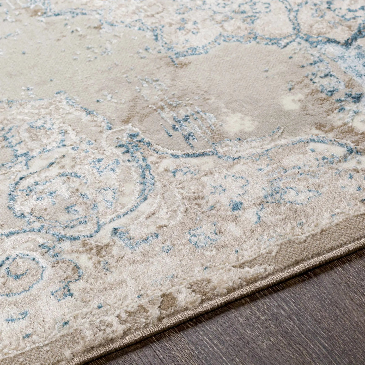 Lumbog Area Carpet - Clearance by Boutique Rugs