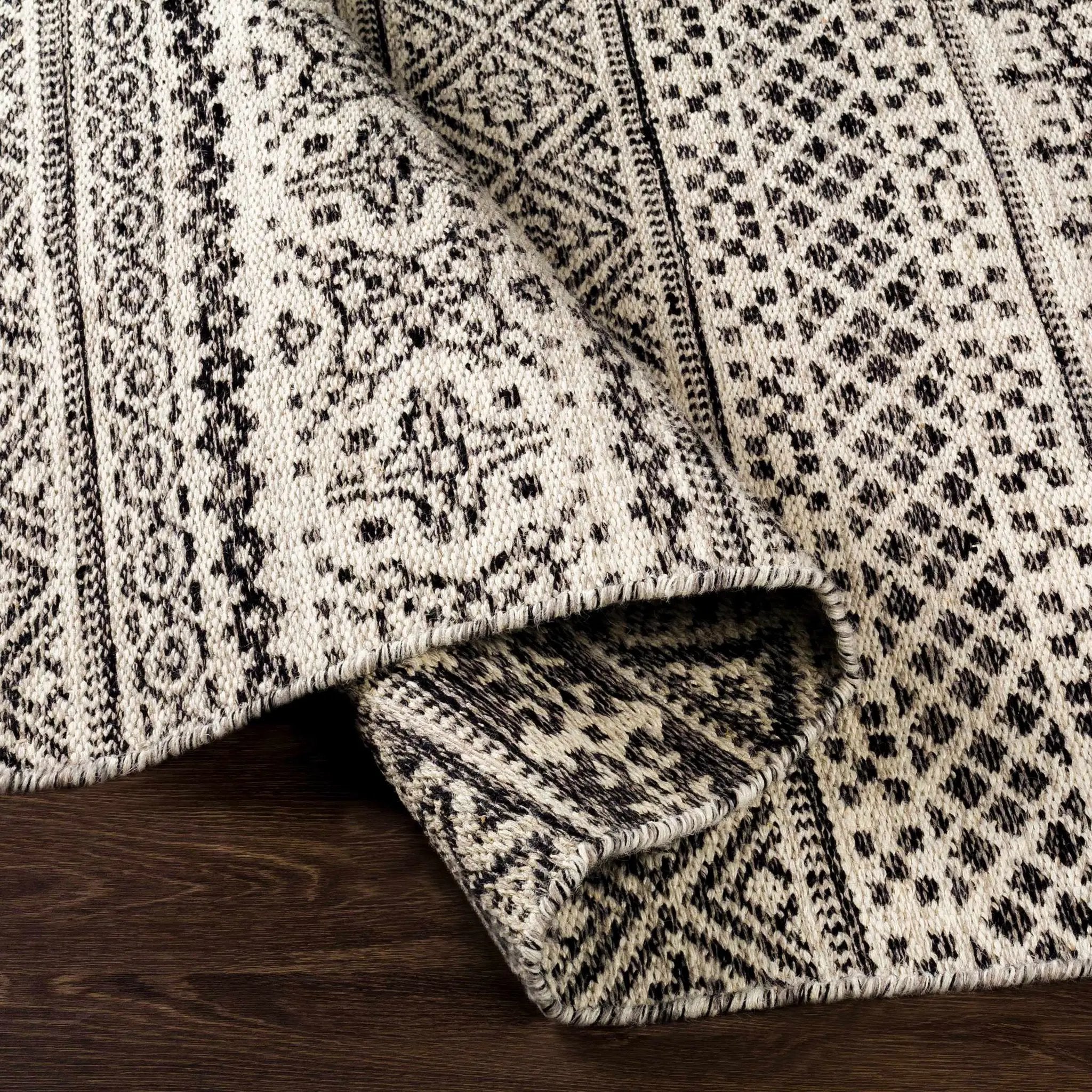 Mababanaba Area Carpet - Clearance by Boutique Rugs