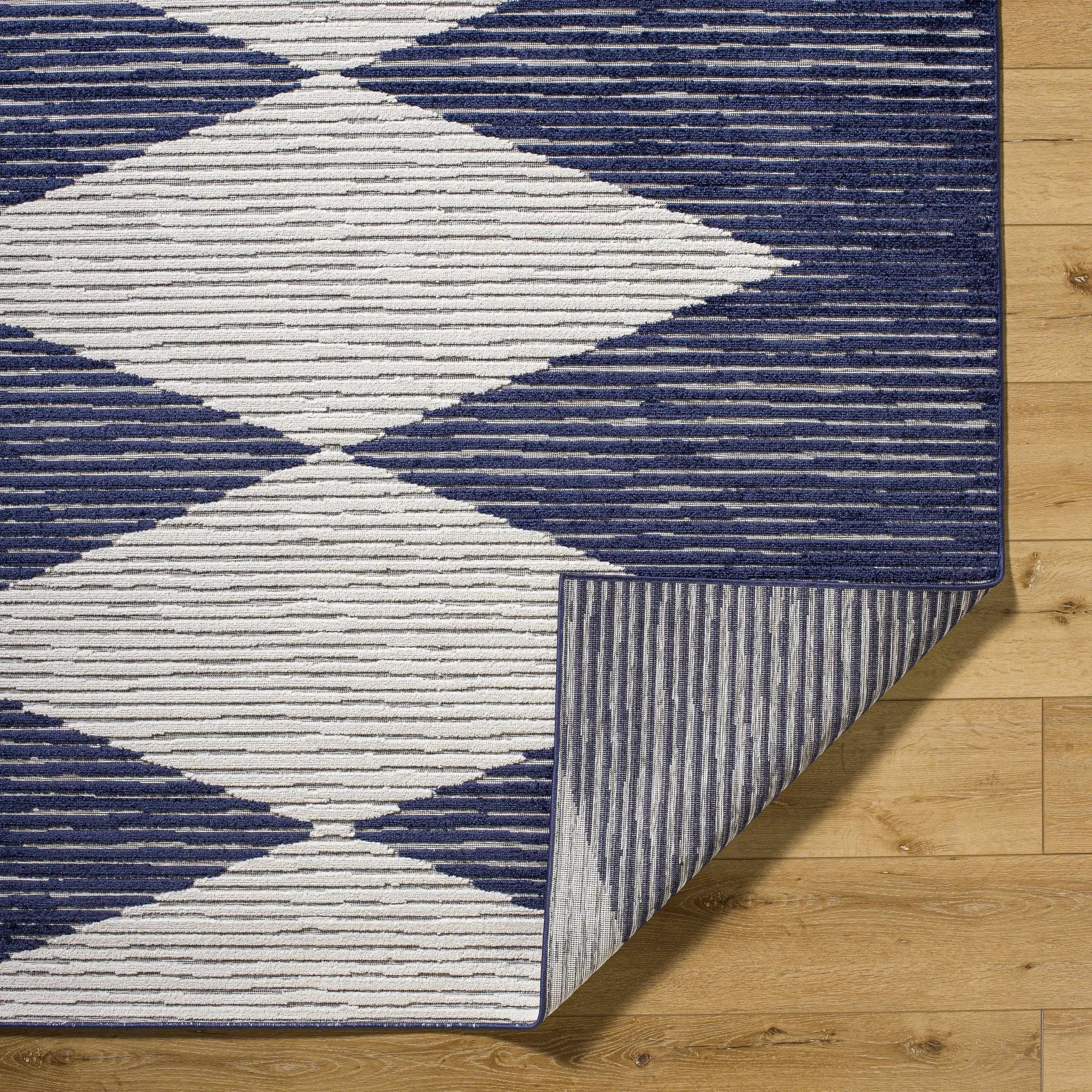 Masantol 3D Outdoor Area Rug - Clearance by Boutique Rugs