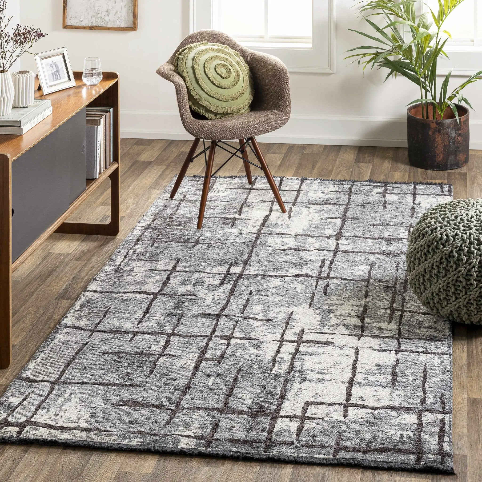 Mace Area Rug - Clearance by Boutique Rugs