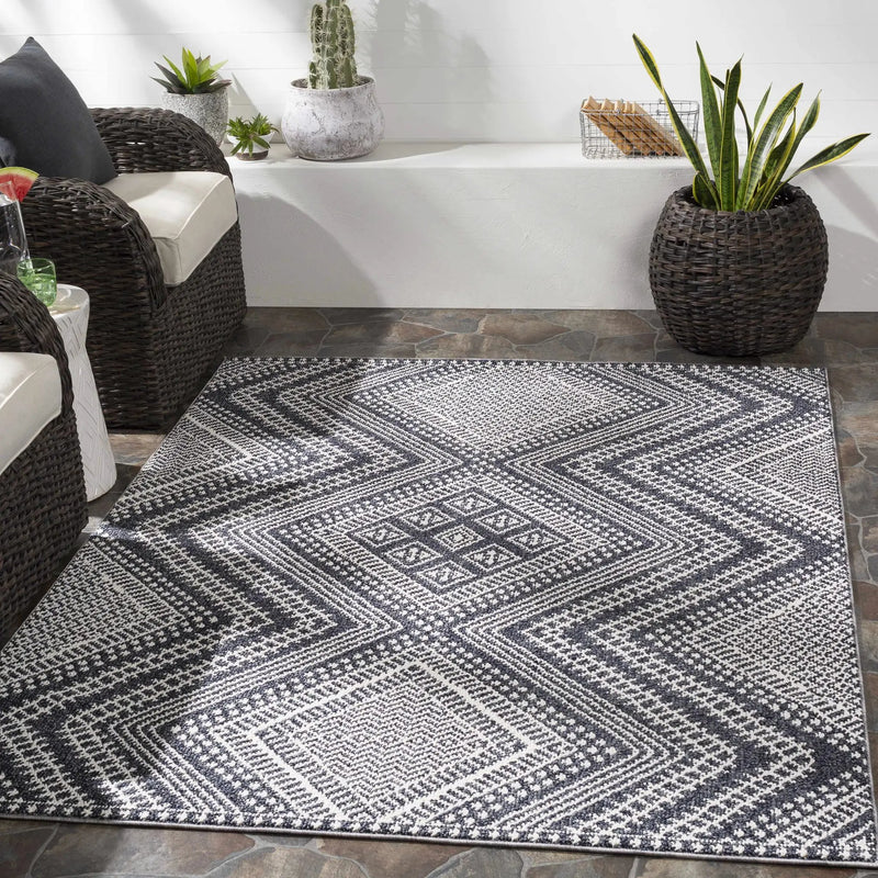 Madison Black&White Area Rug - Clearance by Boutique Rugs