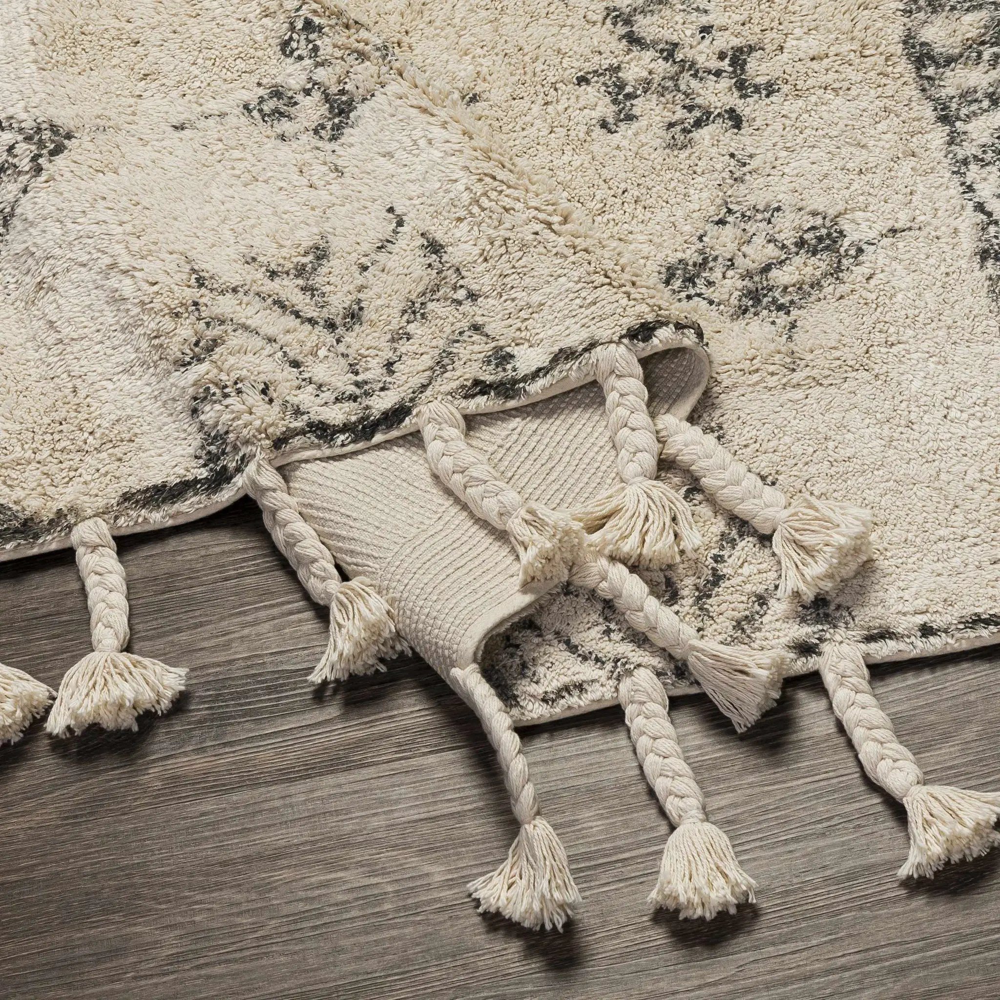 Mecca Area Rug - Clearance by Boutique Rugs
