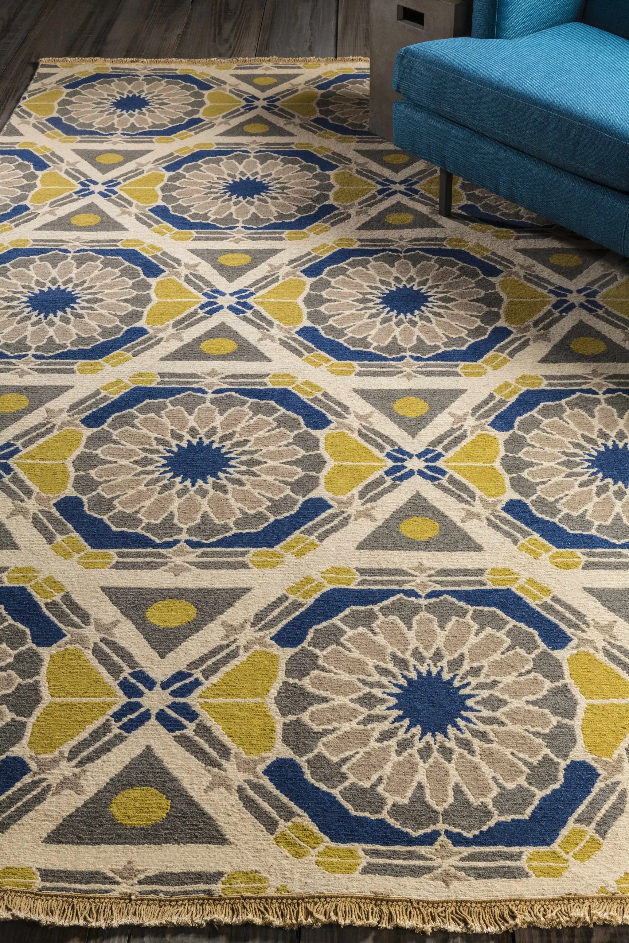 Mesena Area Rug - Clearance by Boutique Rugs
