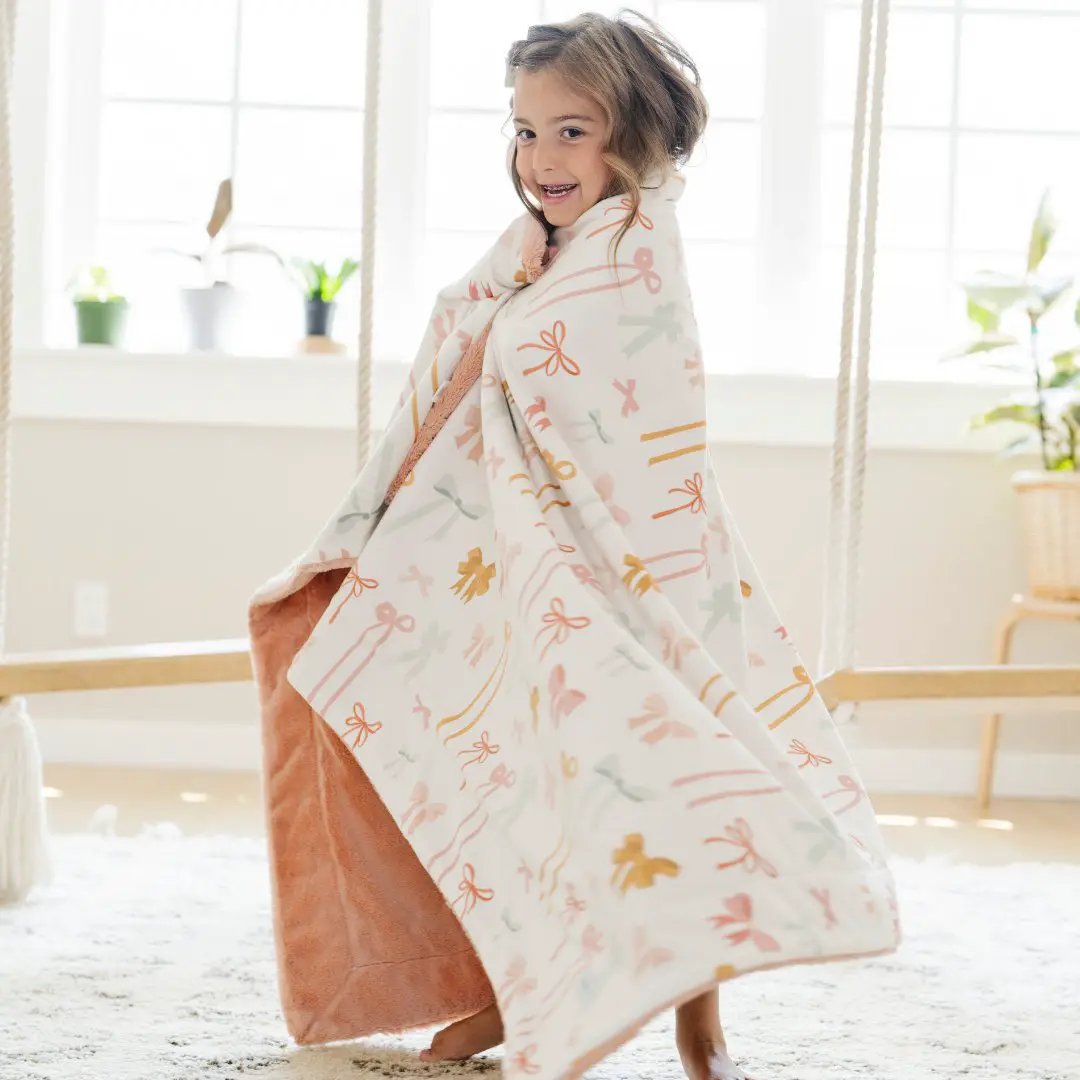MINKY/LUSH TODDLER BLANKETS by HouseOfZazla