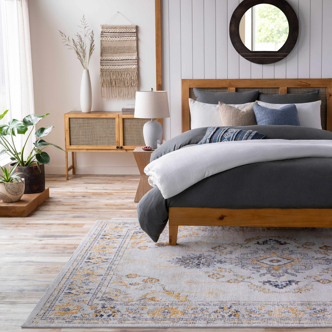 Mistley Area Rug by Boutique Rugs